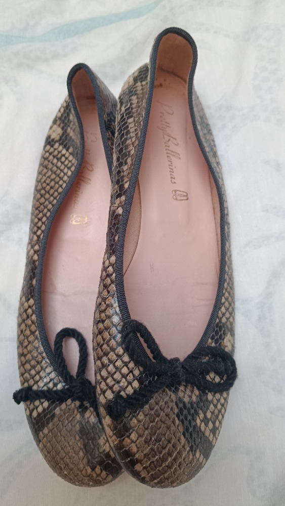 Snakeskin ballet flats by Pretty Ballerina