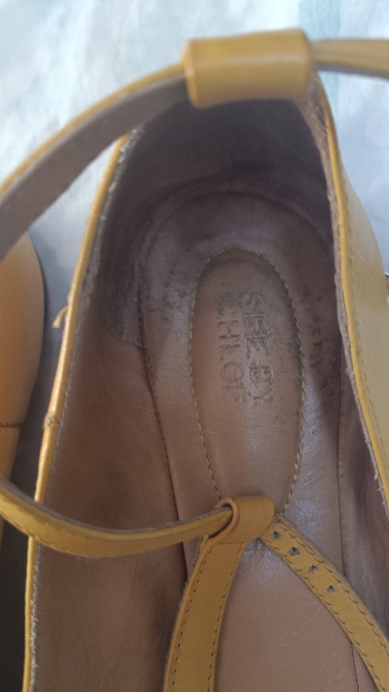 Yellow leather flat pumps with T bar by Chloe