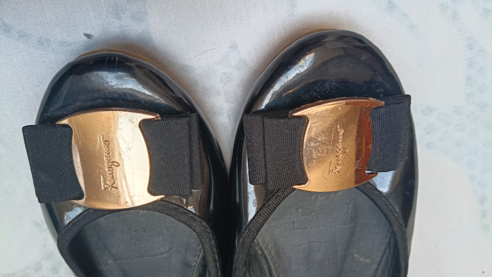 YSL flat shoes with a bow