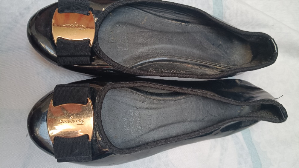 YSL flat shoes with a bow
