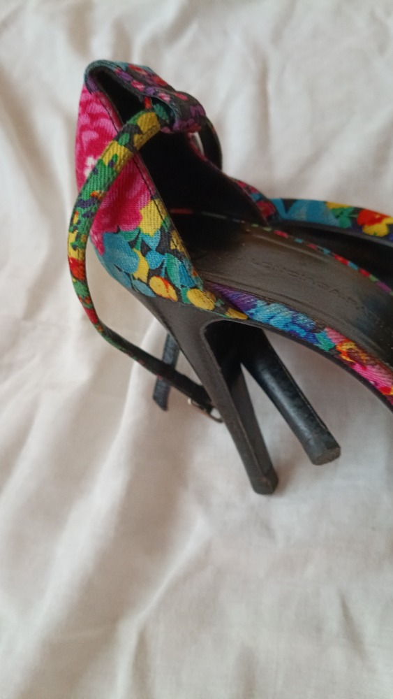 Strappy heels with floral print by Givenchy