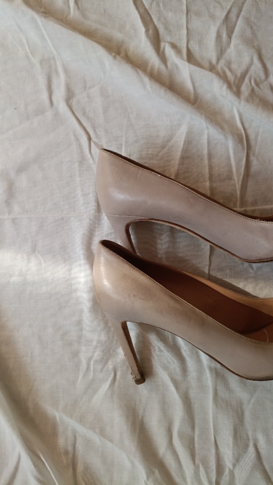 Beige heeled pumps by Diane von Furstenberg