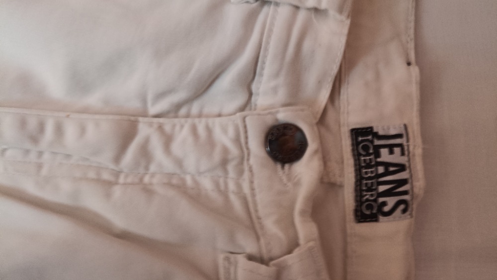 White cigarette straight leg jeans by Iceberg