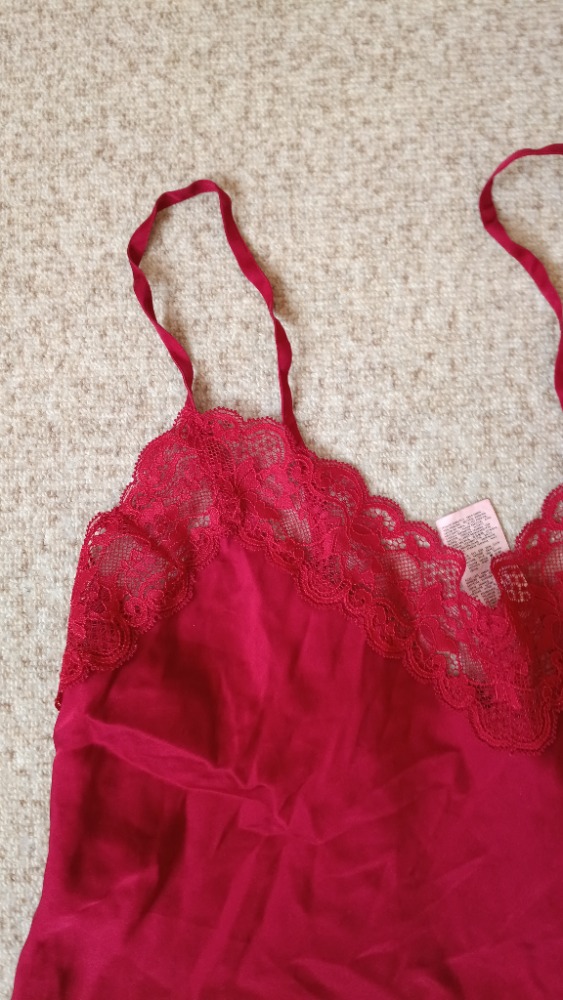 Red silk slip top by Intimissimi