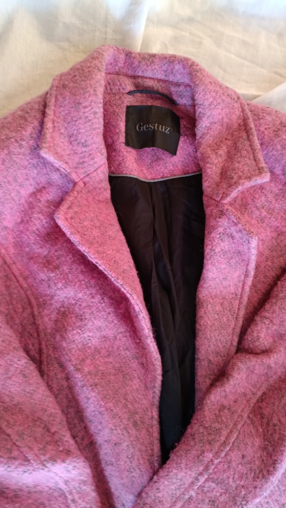 Pink boiled wool coat by Gestutz