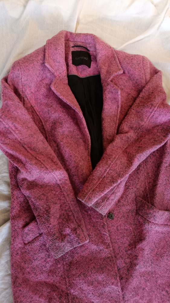 Pink boiled wool coat by Gestutz